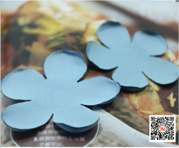 กลีบดอกไม้ผ้า ขนาด 5.5 ซม. มี 5 สีให้เลือก#CR040