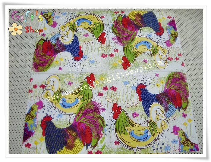 กระดาษแนปกิ้น ลายครอบครัวไก่แจ้, ลายไก่บนพื้นหญ้าลายดอก, ลายไก่, ลายCurly Rooster, พื้นหลังสีขาว
