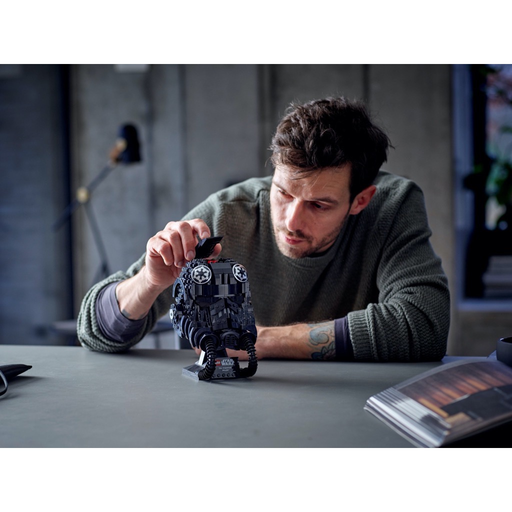 เลโก้ LEGO Star Wars 75274 TIE Fighter Pilot