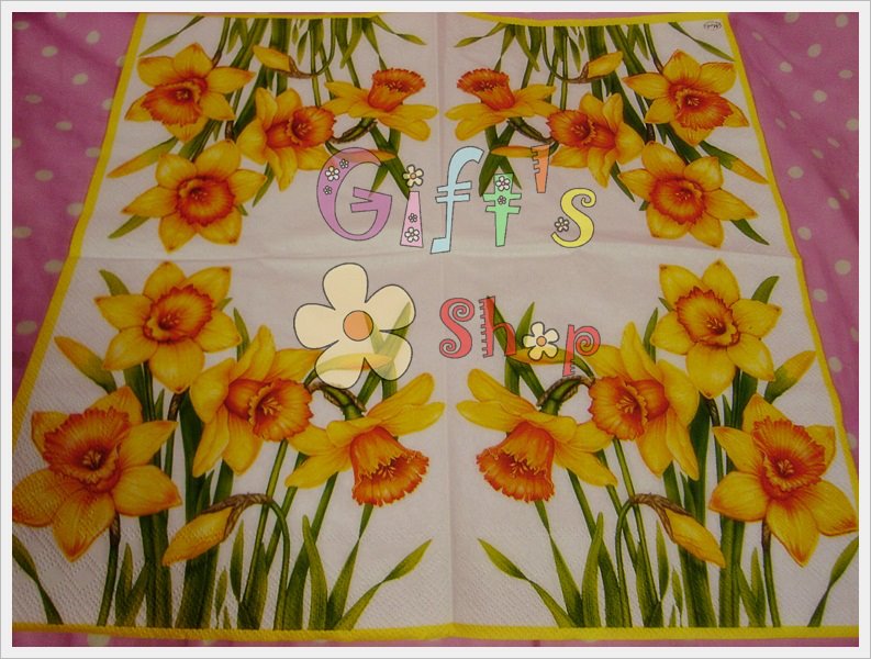 กระดาษแนปกิ้น ลายดอกไม้สีเหลือง พื้นหลังสีขาว ขอบสีเหลือง