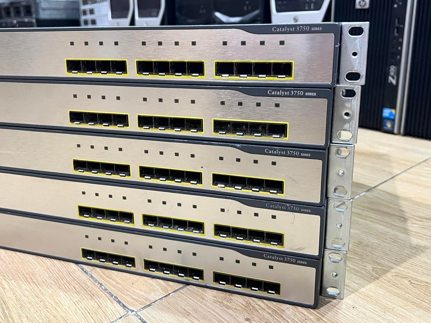 Cisco 3750G 12SFP switch มือสองพร้อมใช้งาน