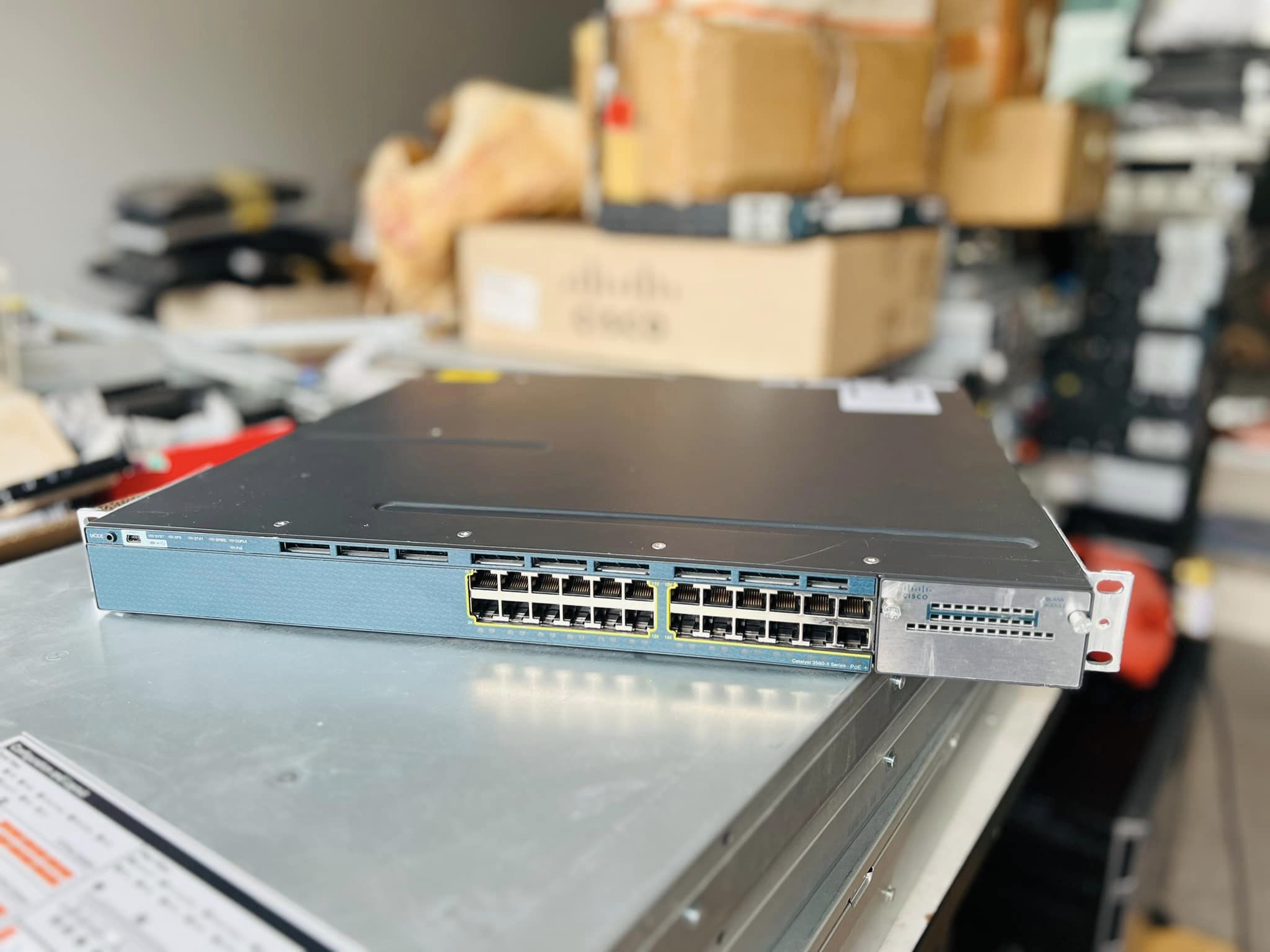 Switch Cisco 3560X-24P-S Gigabit PoE สวิทซิสโก้มือสองพร้อมใช้งาน