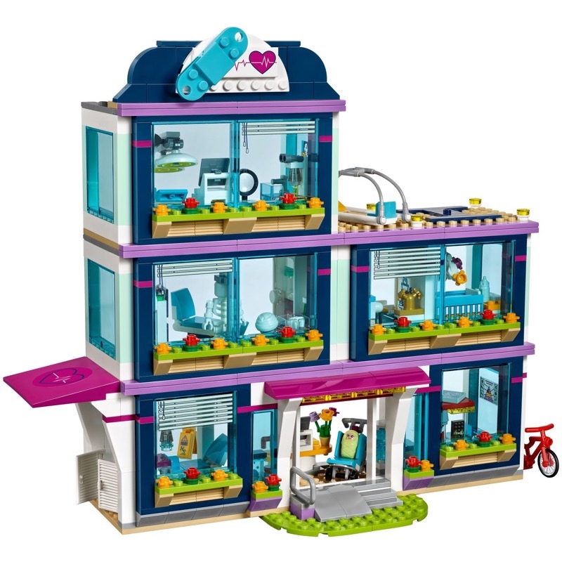 LEGO Friends 41318 Heartlake Hospital
