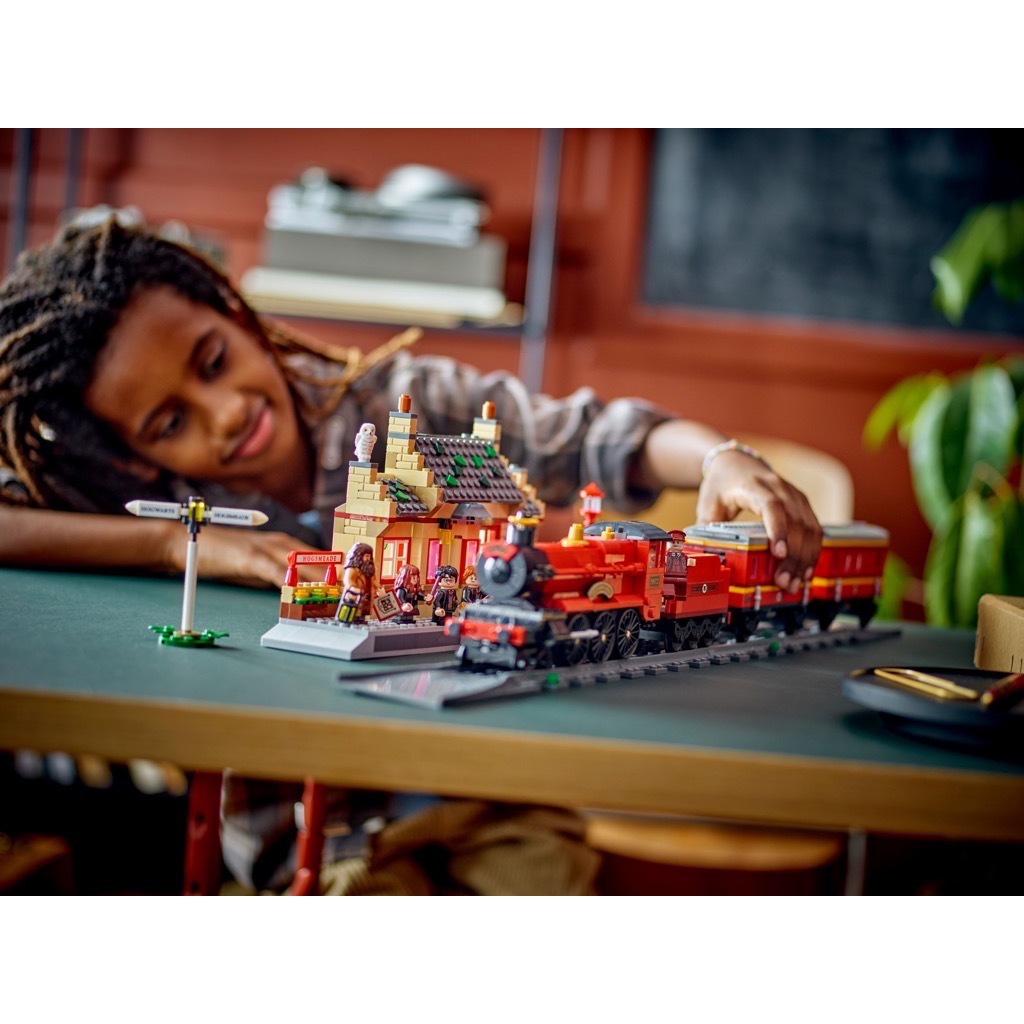 เลโก้ LEGO Harry Potter 76423 Hogwarts Express & Hogsmeade Station