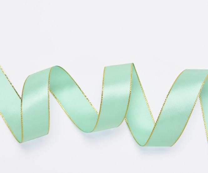 ริบบิ้นซาติน 2 หน้าขอบทอง ขนาด 38 มม. WB7 (314)