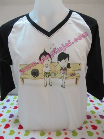 เสื้อยืดคอวีแขนสามส่วนตัดต่อสี