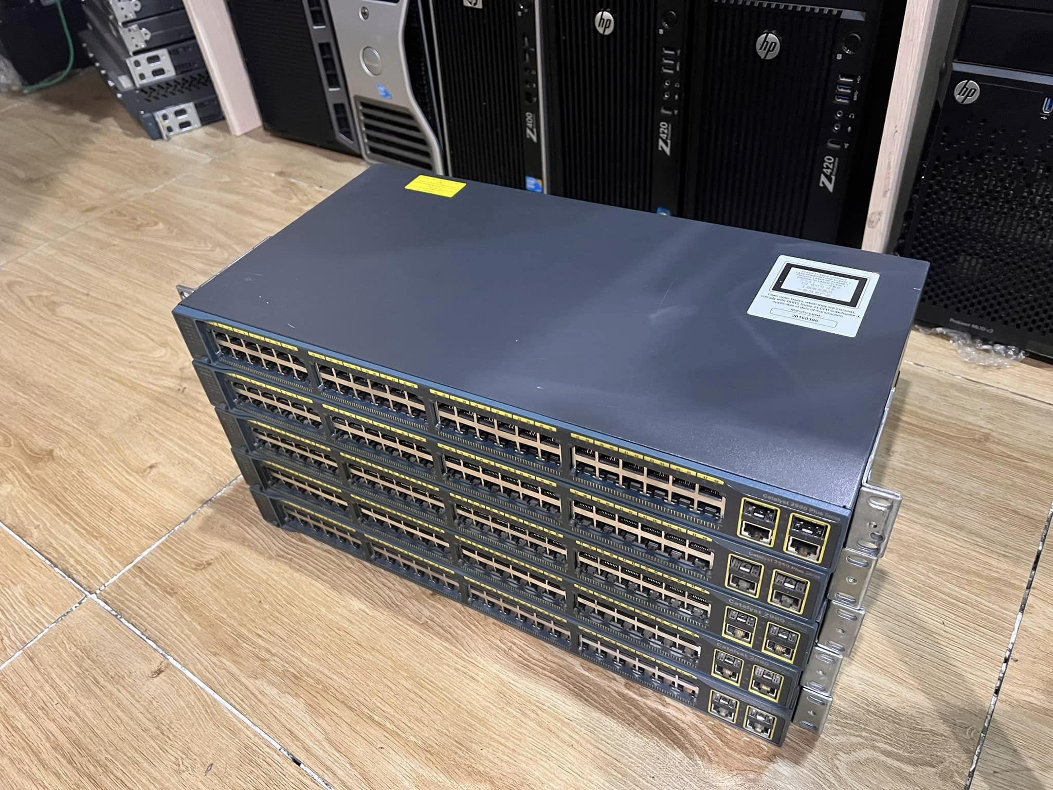 Switch Cisco 2960 48TC L สวิทมือสองพร้อมใช้งาน