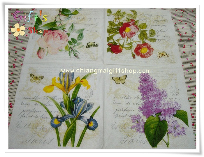 กระดาษแนปกิ้น ลายดอกกุหลาบสีโอลด์โรส ผีเสื้อ พื้นหลังลายวินเทจ สีครีม ลาเวนเดอร์ กุหลาบแดง ดอกไม้สีเหลืองฟ้า