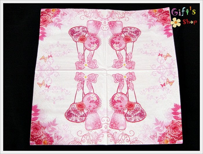 กระดาษแนปกิ้น ลายกระเป๋าผูกโบว์ พื้นหลังสีชมพู