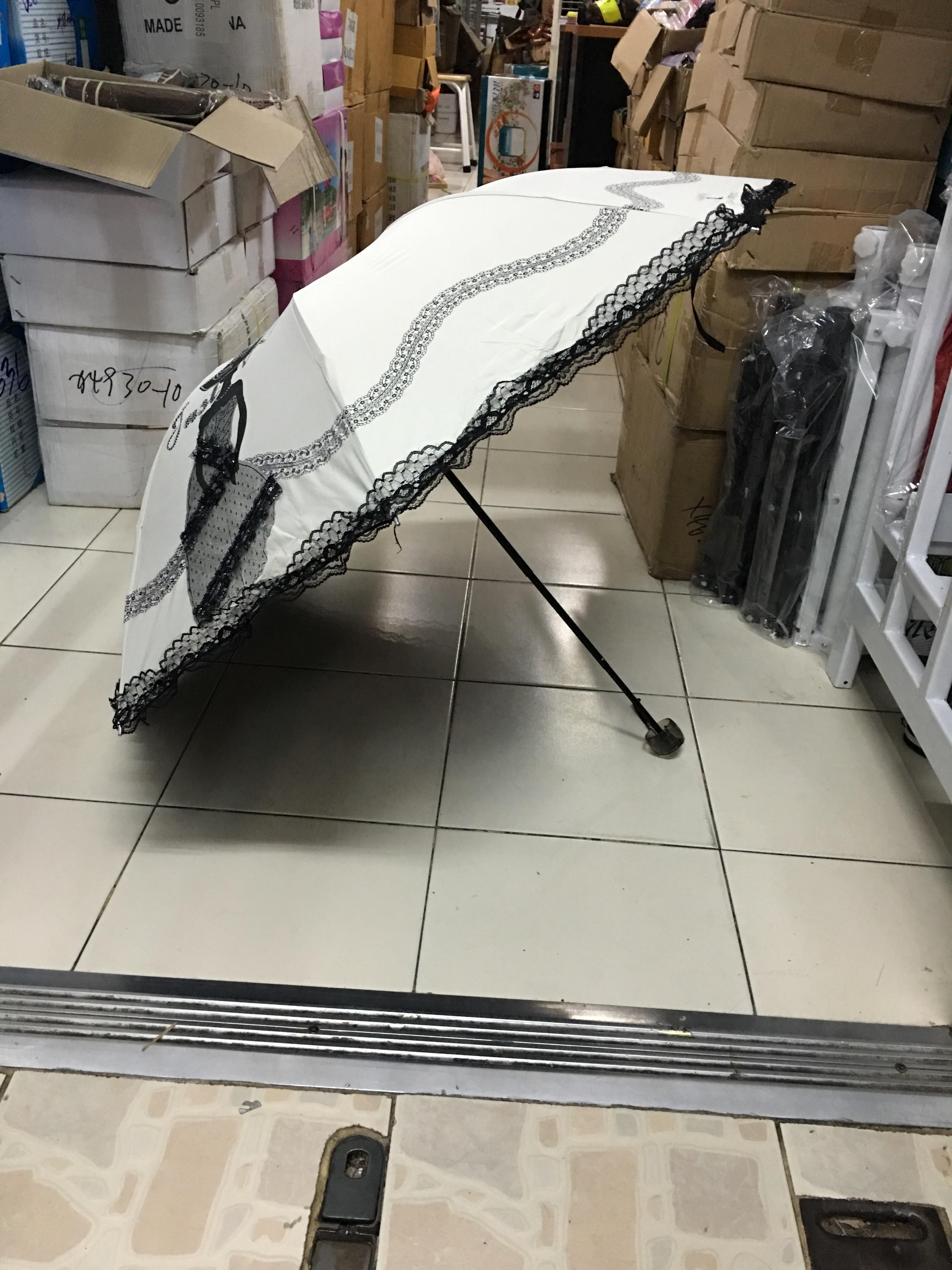 ร่มโค้งแฟชั่นมีระบาย รหัส8009