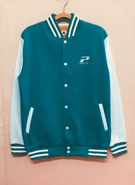 เสื้อแจ็คเก็ตเบสบอลเขียวมิ้น ขาว ปักโลโก้บริษัท
