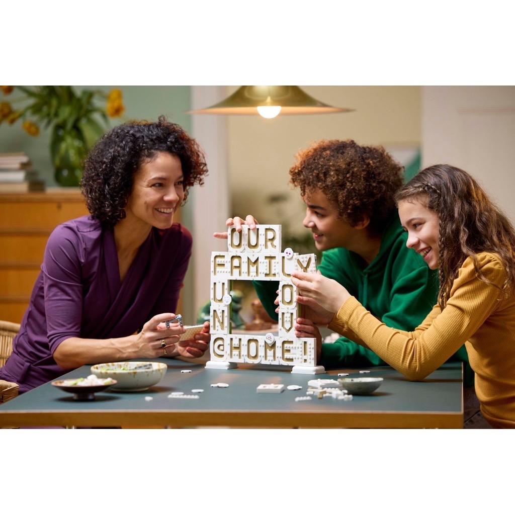 เลโก้ LEGO Exclusives 41839 Message Board