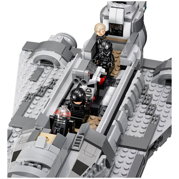 LEGO Star Wars 75106 Imperial Assault Carrier (Damaged Box)