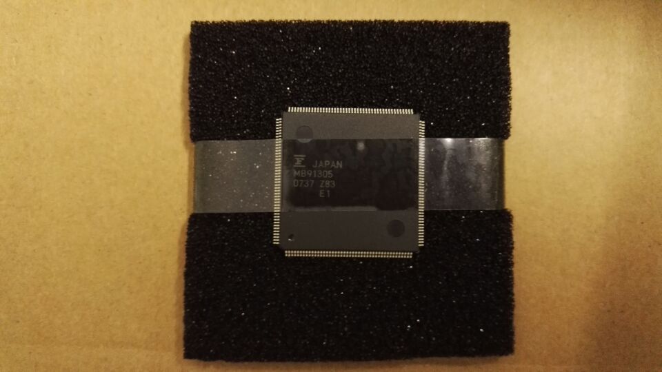 FUJITSU MB91305 QFP 32-bit high-performance RISC CPU New and original