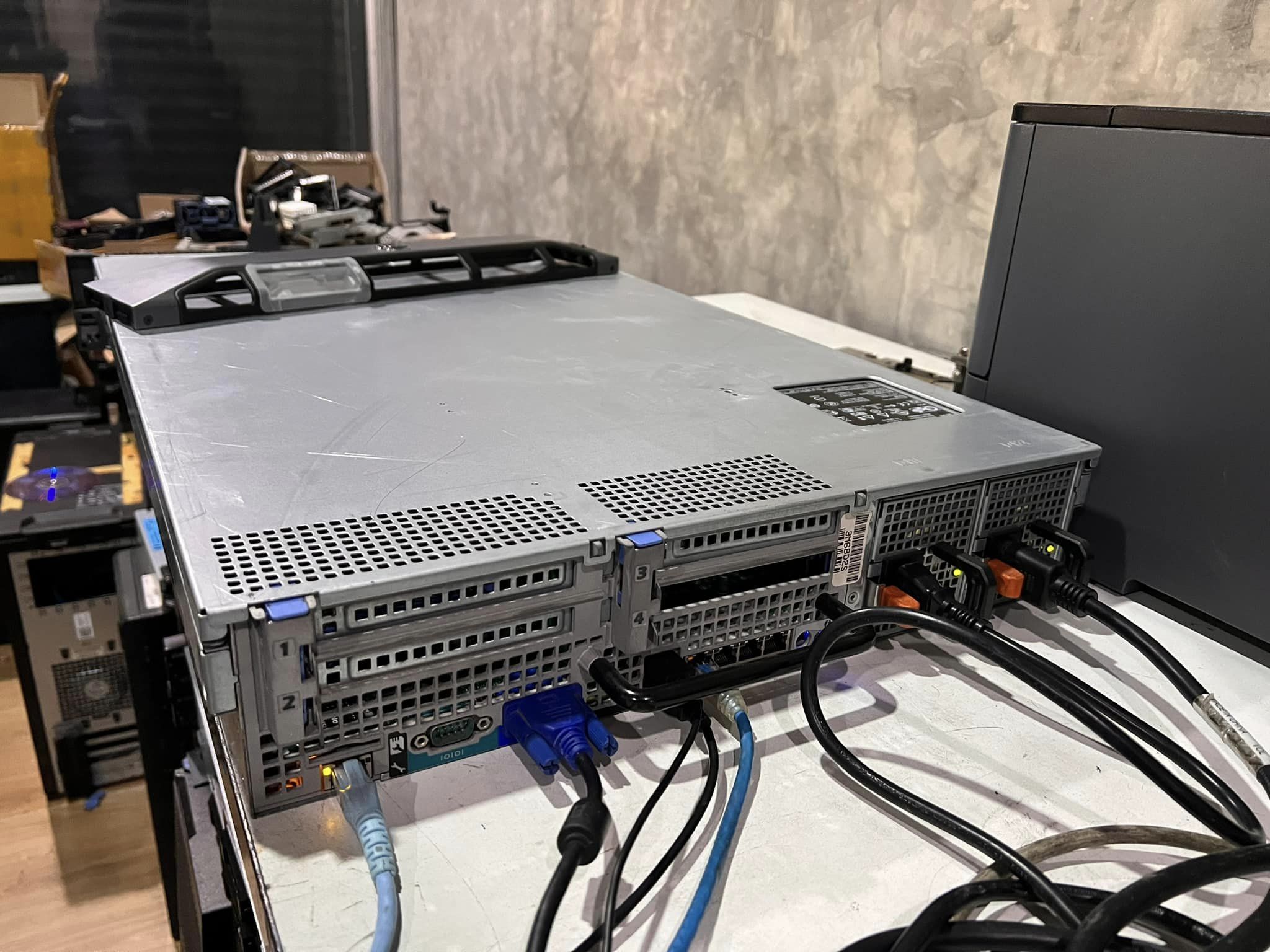server dell R710 2cpu ram 32 เซิฟเวอร์มือสองพร้อมใช้งาน