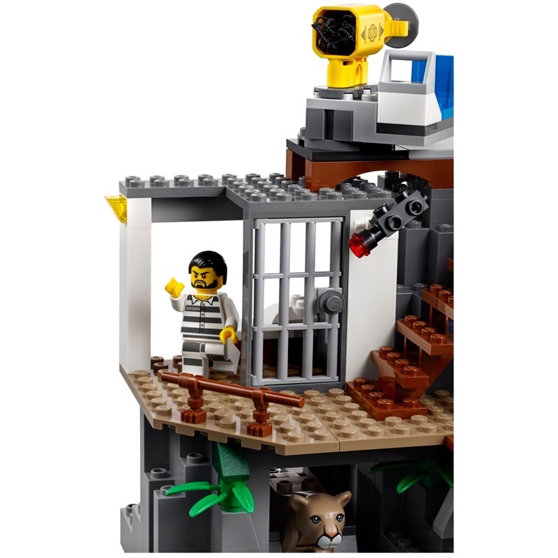 LEGO City 60174 Mountain Police Headquarters