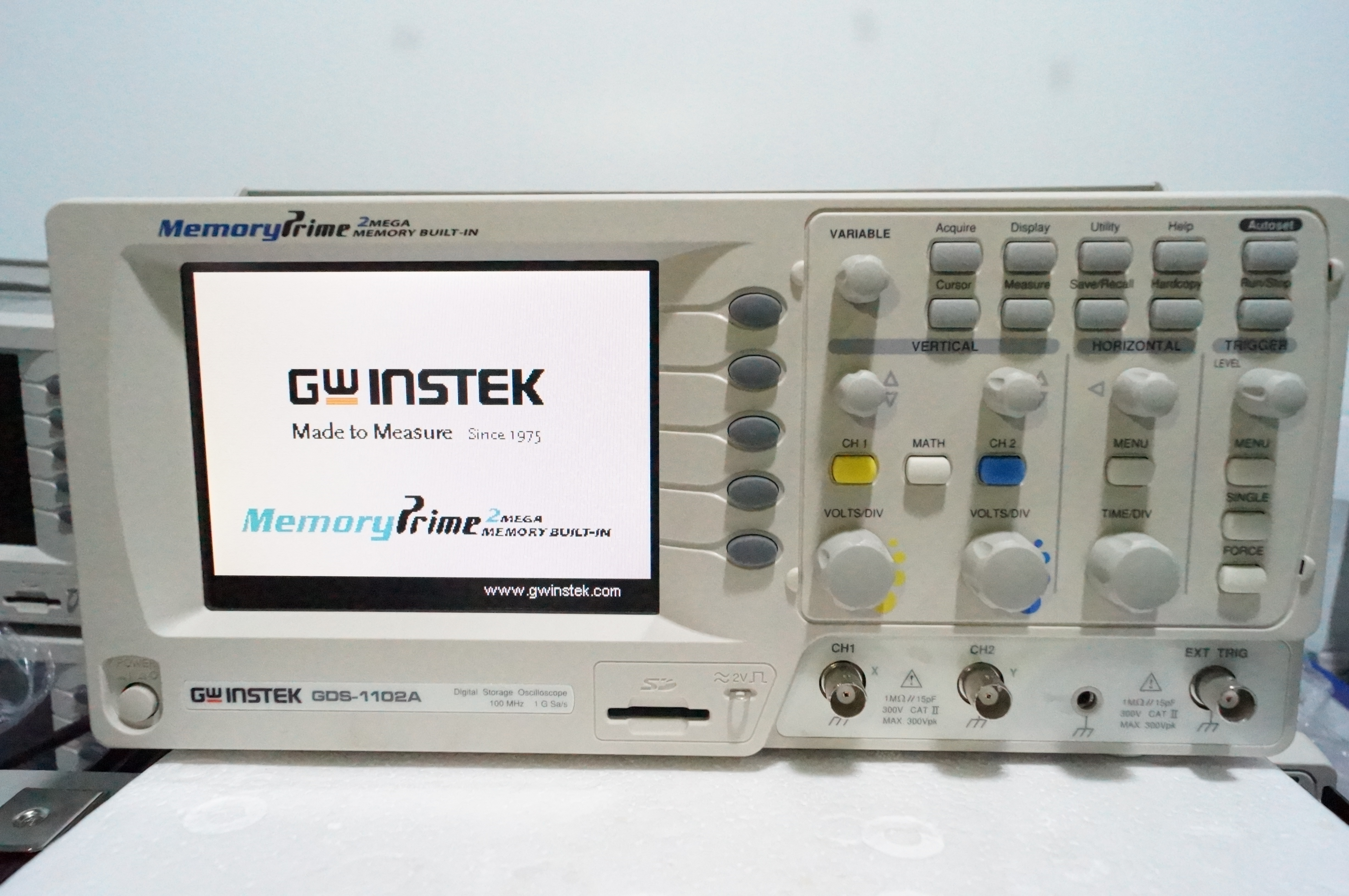Ossilloscope GW Instek GDS-1102A 100Mhz