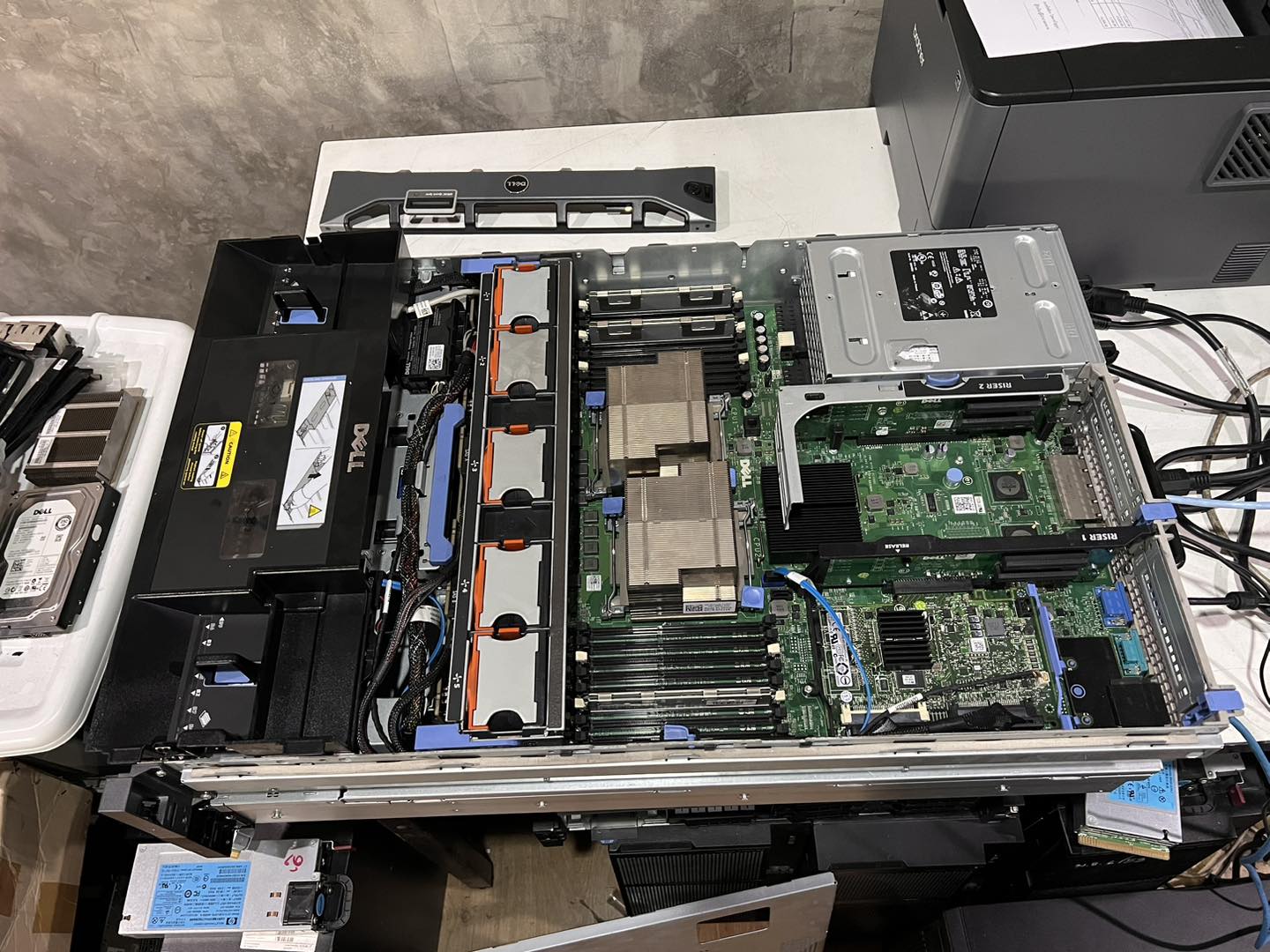 dell r710 2cpu ram 32 เซิฟเวอร์มือสองพร้อมใช้งาน