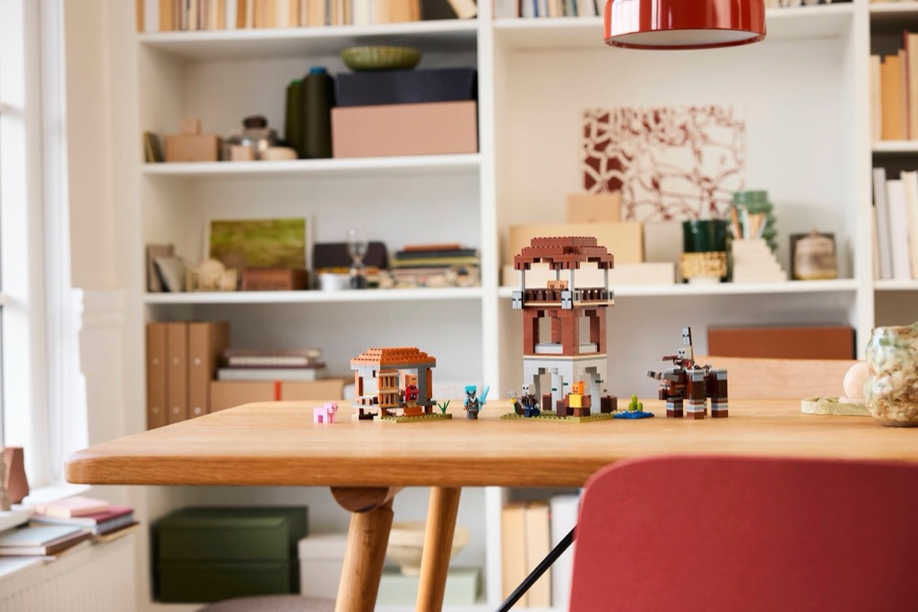 เลโก้ LEGO Minecraft 21278 The Pillager Outpost and Ravager