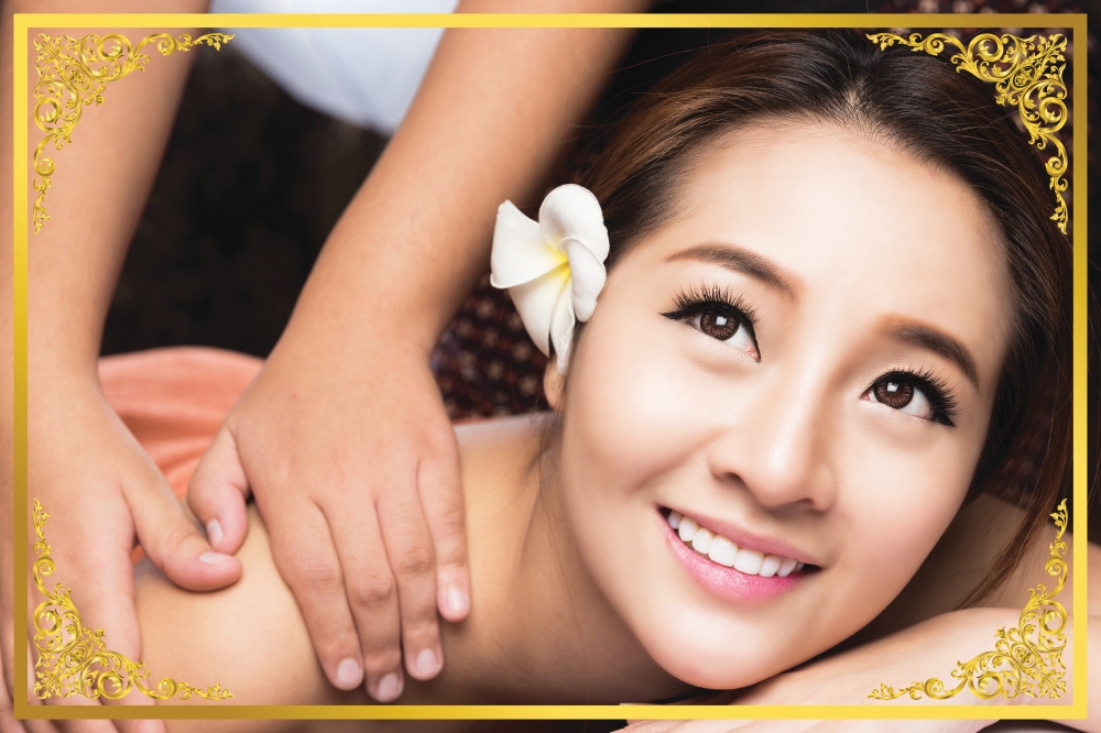 ชุดสติ๊กเกอร์ภาพนวด ตกแต่งด้วยกรอบลายไทย สำหรับตกแต่งร้านนวดไทย สปาไทย (มีให้เลือก 12 ภาพ) ST-SPA1(60x40cm)