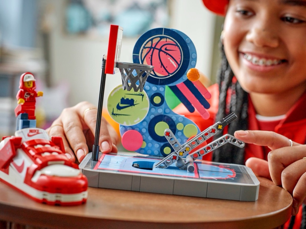 เลโก้ LEGO Exclusives 43021 Nike Dunk Trickshot