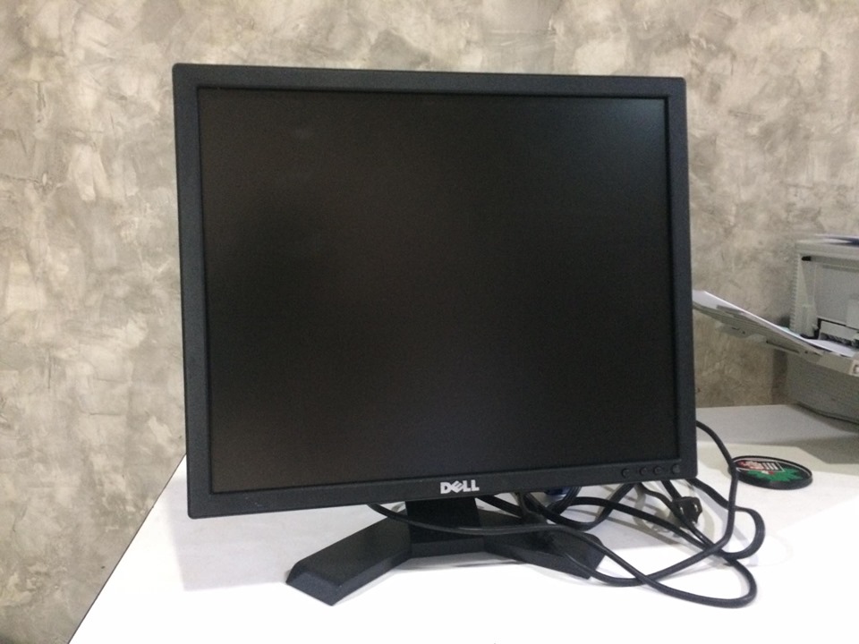 จอ Dell 19 นิ้ว พร้อมสาย