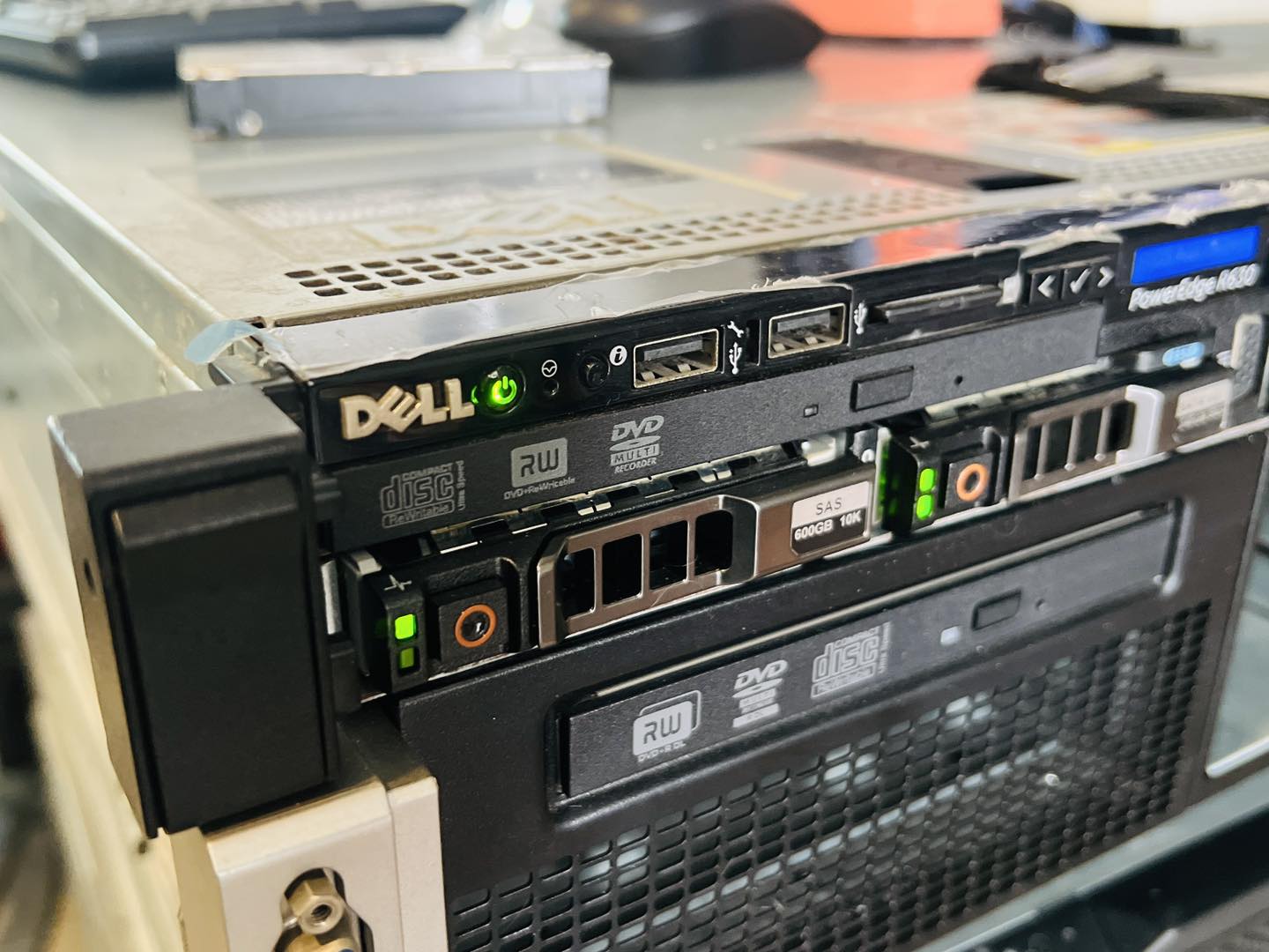 hdd sas 2tb 12Gbps 2.5" ฮาร์ดดิสเซิร์ฟเวอร์เดลมือสองพร้อมใช้งาน