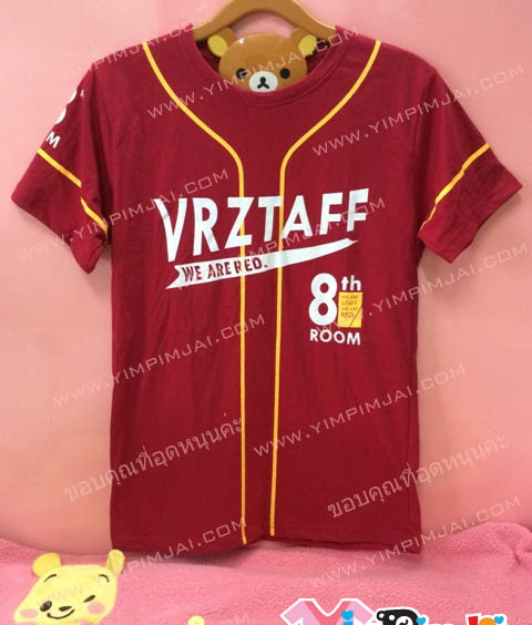 เสื้อยืด สีแดง แขนสั้น สกรีนตามสั่ง VRZSTAFF RED STAFF 8th Room