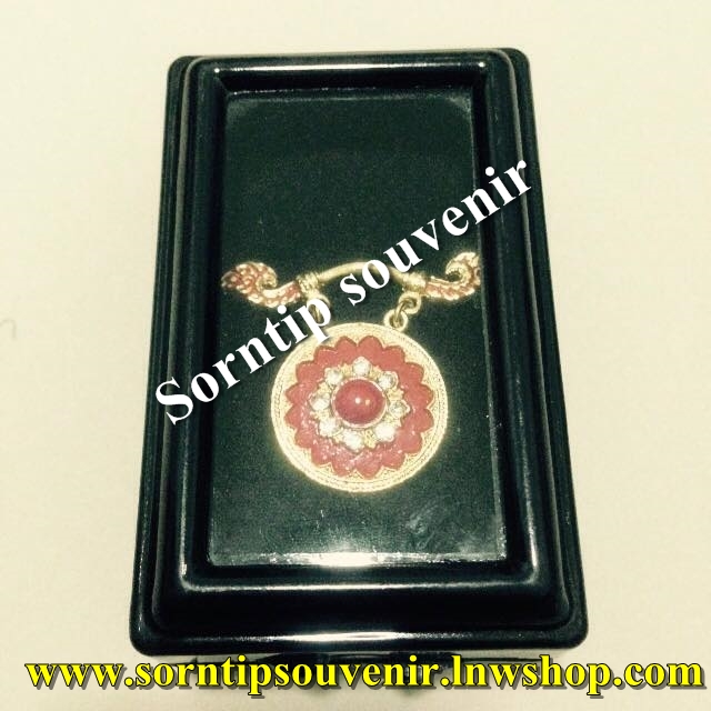 เข็มกลัดลายเครื่องดนตรีไทย (ฆ้องโหม่ง)