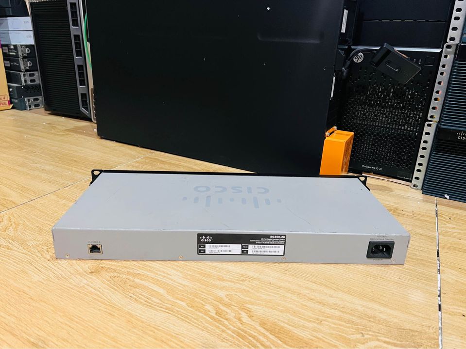 Switch Cisco SG350-28 port Gigabit สวิทมือสองพร้อมใช้งาน