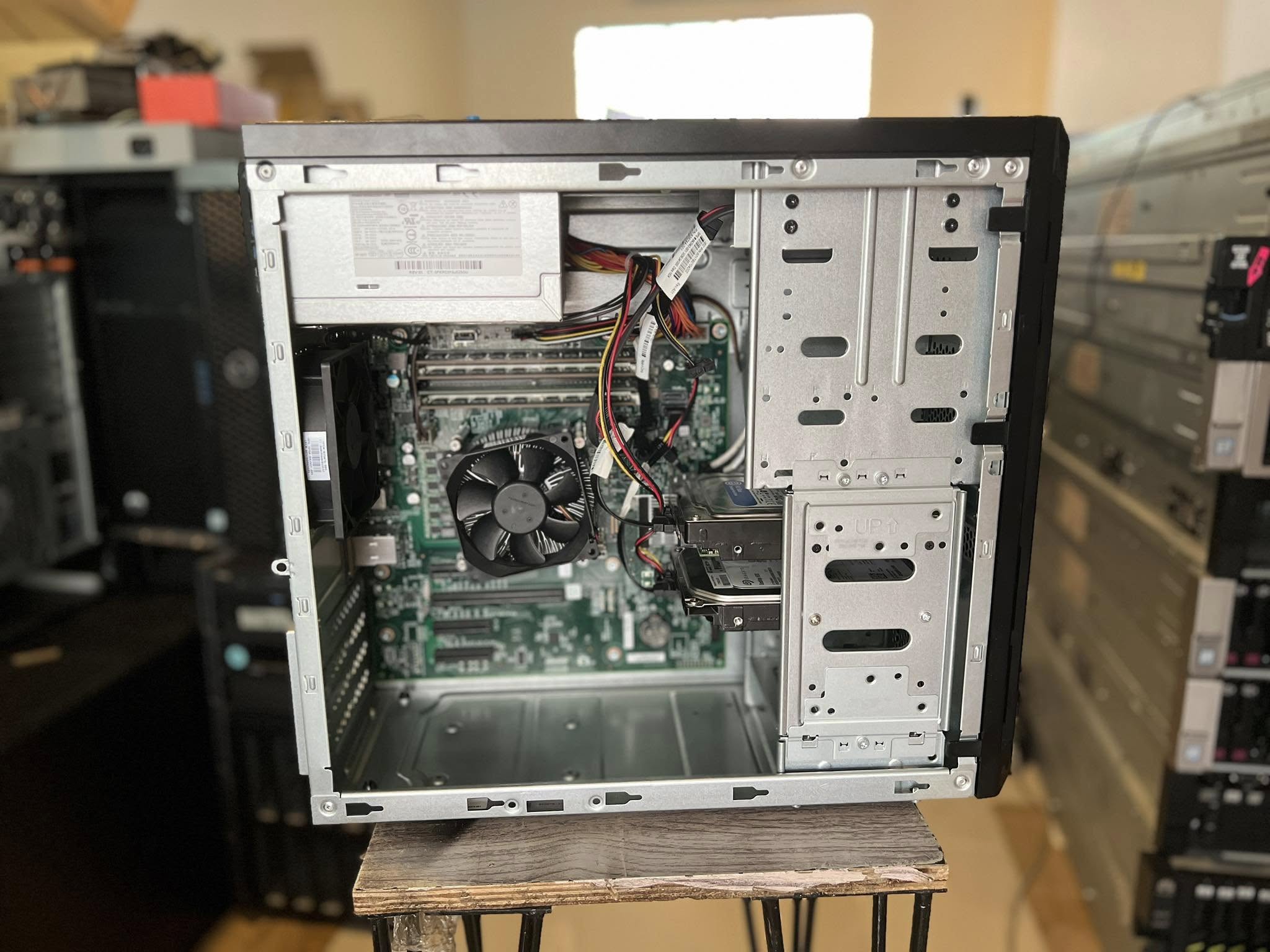 HP ML10 G9 Server tower 32gb 2tb เซิร์ฟเวอร์เอชพีมือสองพร้อมใช้งาน