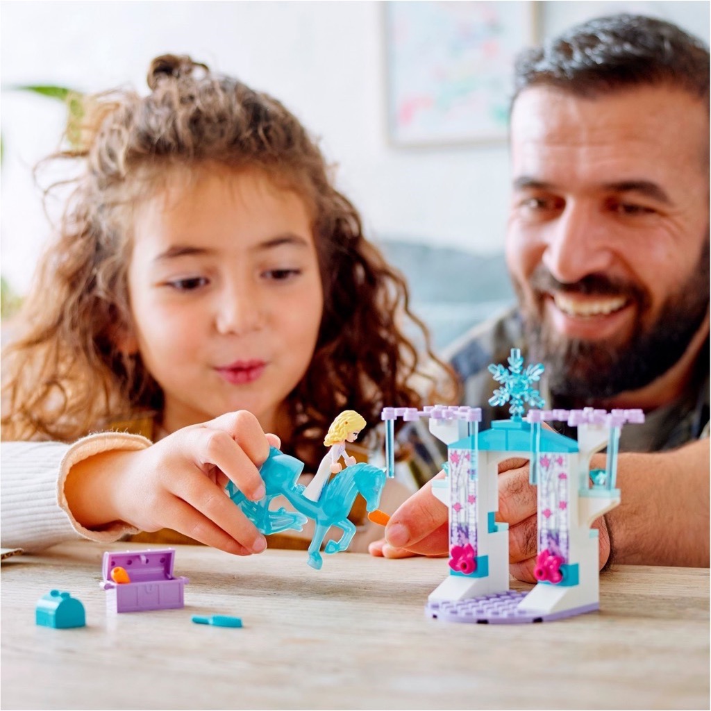 เลโก้ LEGO Disney 43209 Elsa and the Nokk's Ice Stable