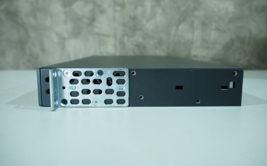 Cisco Catalyst 2960-24TT-L V.09 มือ 2พร้อมใช้งาน