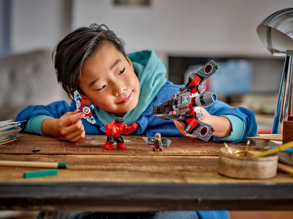 เลโก้ LEGO Super Heroes 76292 Captain America vs. Red Hulk Battle