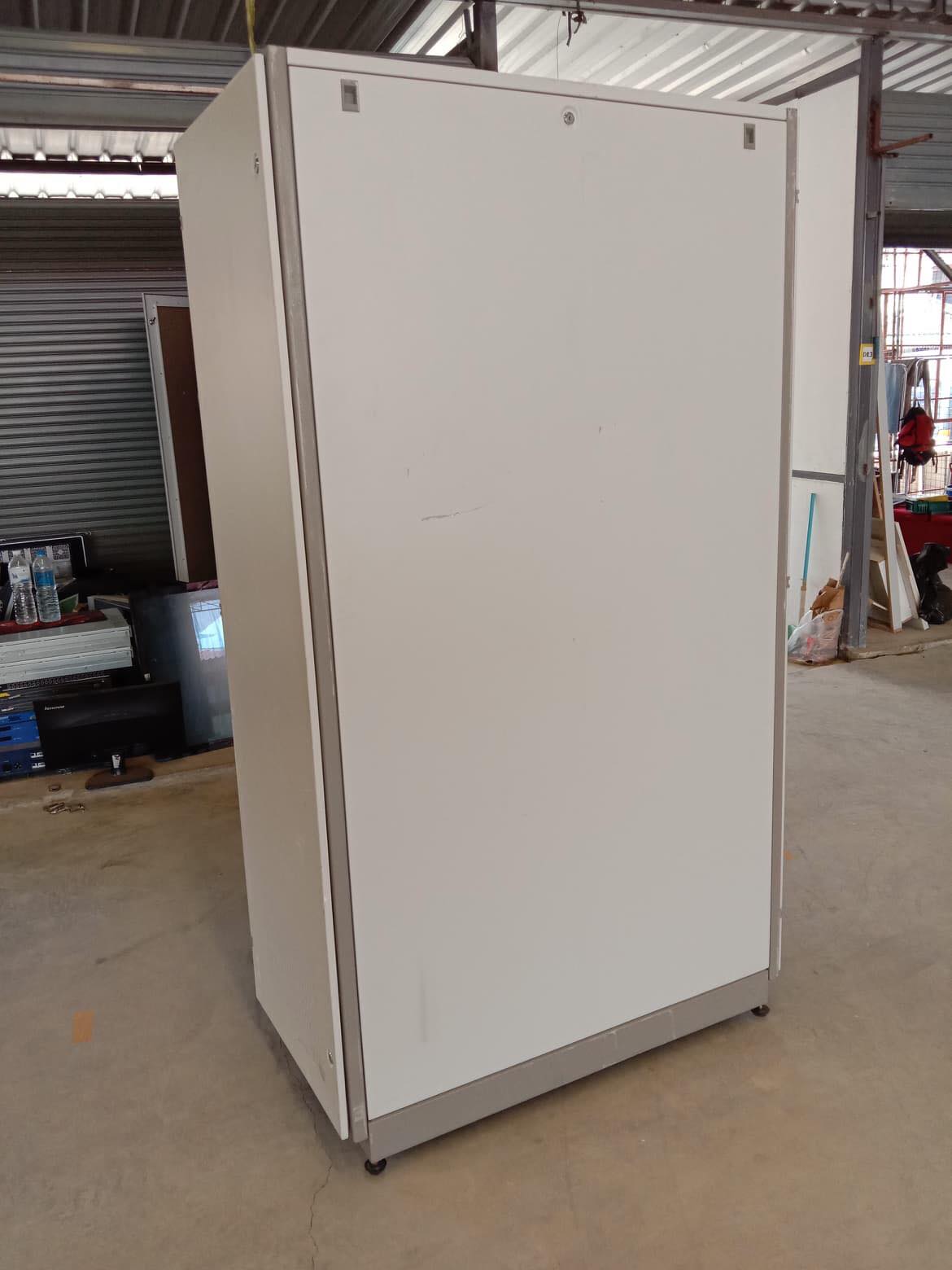 ตู้ rack สำหรับ server ขนาด 42U