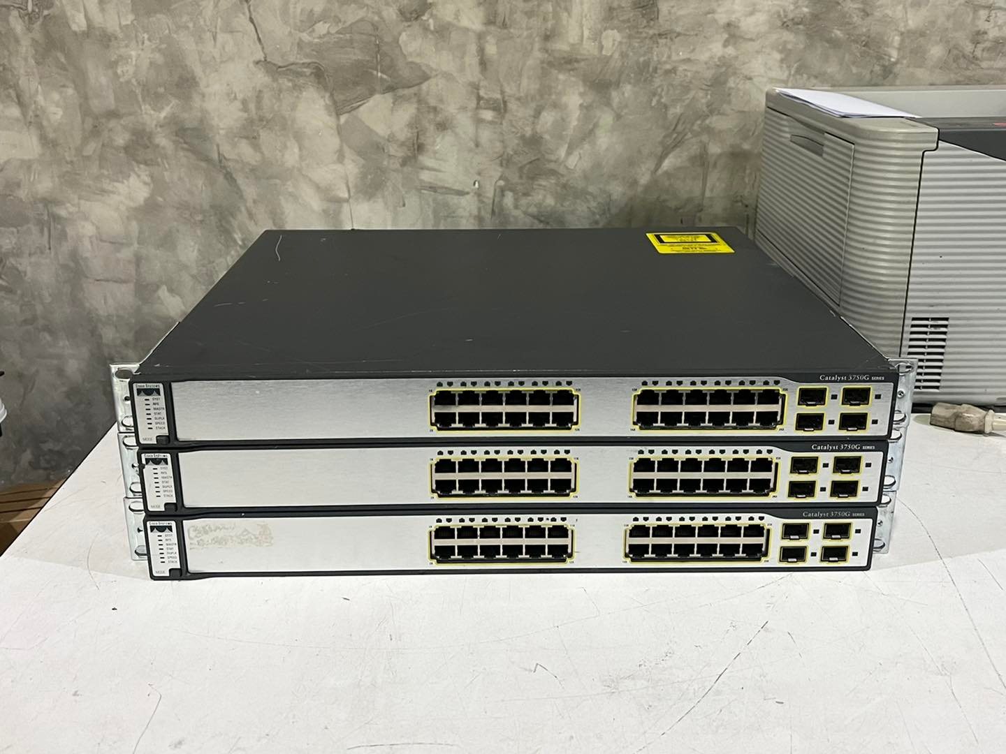Cisco 3750G-24TS-E layer 3 มือ 2 พร้อมใช้งาน