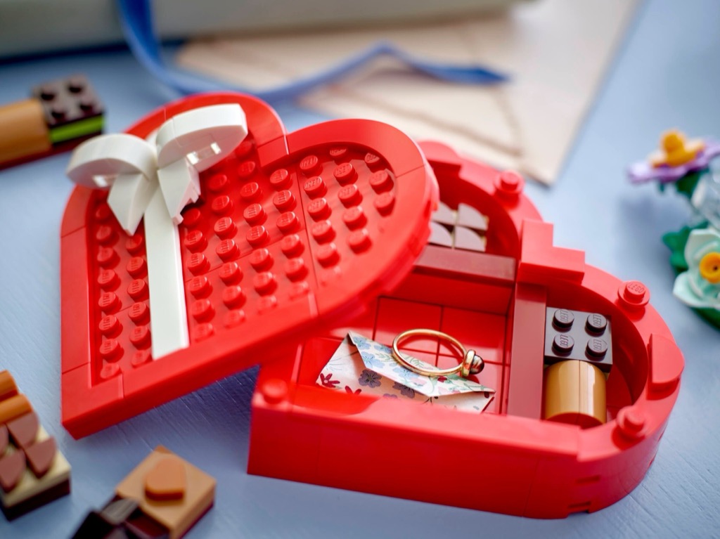 เลโก้ LEGO Exclusives 40759 Celebration Series: Valentine's Day Box