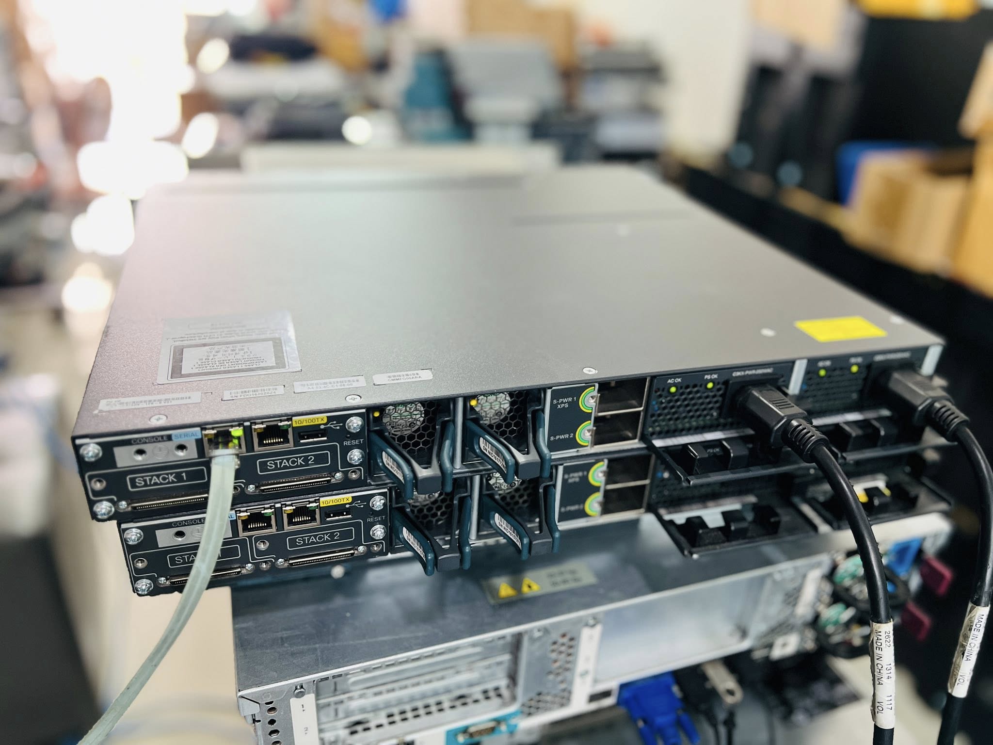 Switch Cisco 3750X 12port SFP Gigabit layer 3 สวิทซิสโก้มือสองพร้อมใช้งาน