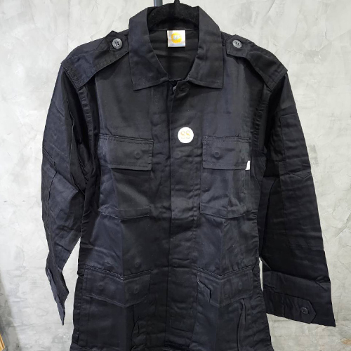 เสื้อเวสดำ