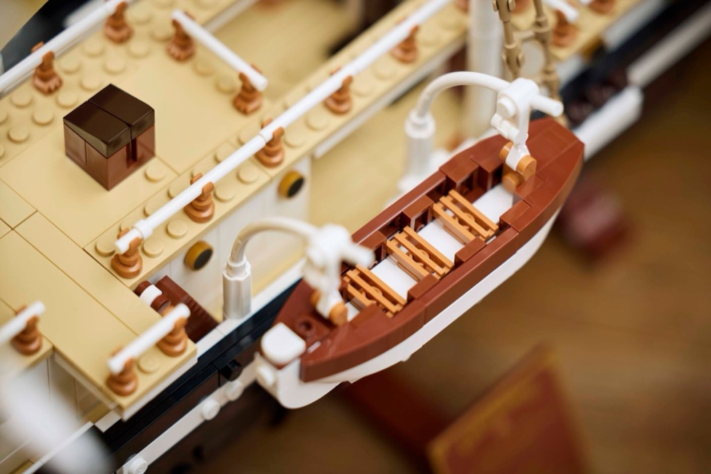 เลโก้ LEGO Exclusives 10335 The Endurance