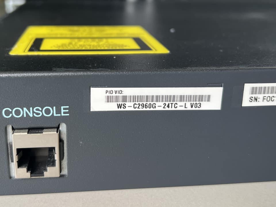 cisco 2960g 24tc l gigabit สวิทซิสโก้มือสองพร้อมใช้งาน