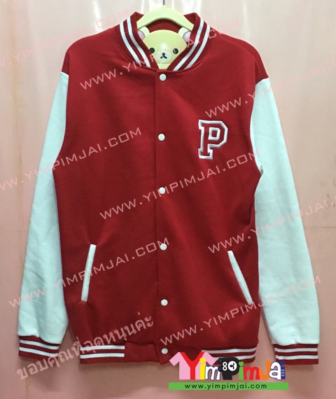 เสื้อกันหนาว เบสบอล สีแดง แขนยาวขาว กระดุมขาว ลายตามสั่ง เสื้อห้อง เสื้อรุ่น P ENGLISH
