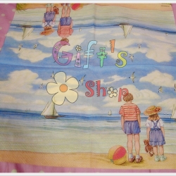 กระดาษแนปกิ้น ลายเด็กหญิงเด็กชายริมทะเล