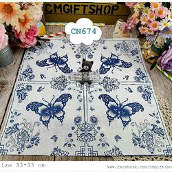 กระดาษแนปกิ้น, ลายผีเสื้อ, ลายแนวจีน, ลายจีน, ลายดอกไม้เล็กๆ, ลายดอกไม้, ลายช่อดอกไม้, ลายคราม, ลายผีเสื้อ, ลายดอกโบตั๋น, ลายโทนสีน้ำเงินขาว, พื้นหลังสีขาว