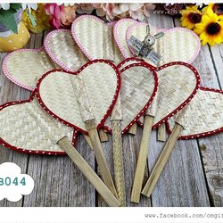 ขายส่ง SALEตำหนิ, ขายลดราคามีตำหนิ, เกรดบี, พัดไม้ไผ่สานรูปหัวใจขอบผ้าสีชมพูจุดชมพูเข้ม 5 ด้าม กับสีแดงจุดขาว 5 ด้าม รวมขายเป็นชุด 1 ชุดมี 10 ด้าม, ประหยัดมาก, ไม่เน้นสวยงามคุ้มมาก