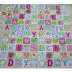 กระดาษแนปกิ้น ลาย Happy Birthday ตารางหัวใจ ดอกไม้ พื้นหลังสีขาว