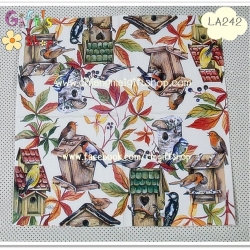 กระดาษแนปกิ้น ลายบ้านนก หลากแบบ พื้นหลังสีขาว ใบไม้