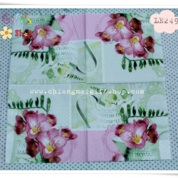 กระดาษแนปกิ้น ลายดอกกล้วยไม้ในกาน้ำ พื้นหลังสีเขียวอ่อน