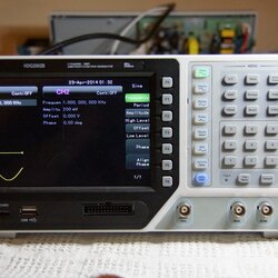 Hantek HDG2002B 2CH 5MHz 250MSa/s Function Generator
