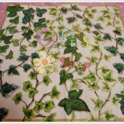 กระดาษแนปกิ้น ลายใบไม้เลื้อย พื้นหลังสีขาว ขอบสีน้ำตาล